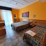 Hotel Azalea 3*