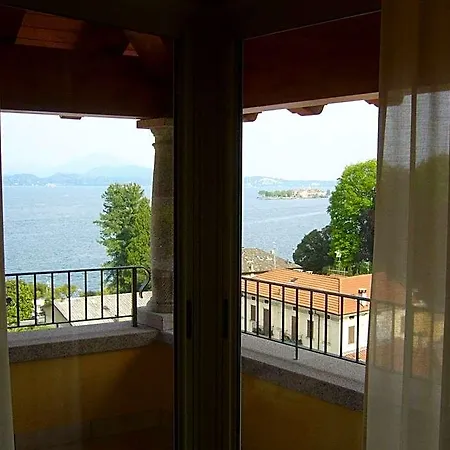 Azalea Hotel 3*