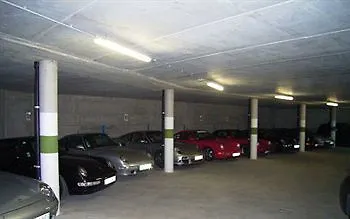 מלון Azalea באוונו