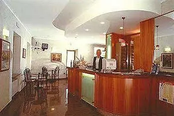 Otel Azalea